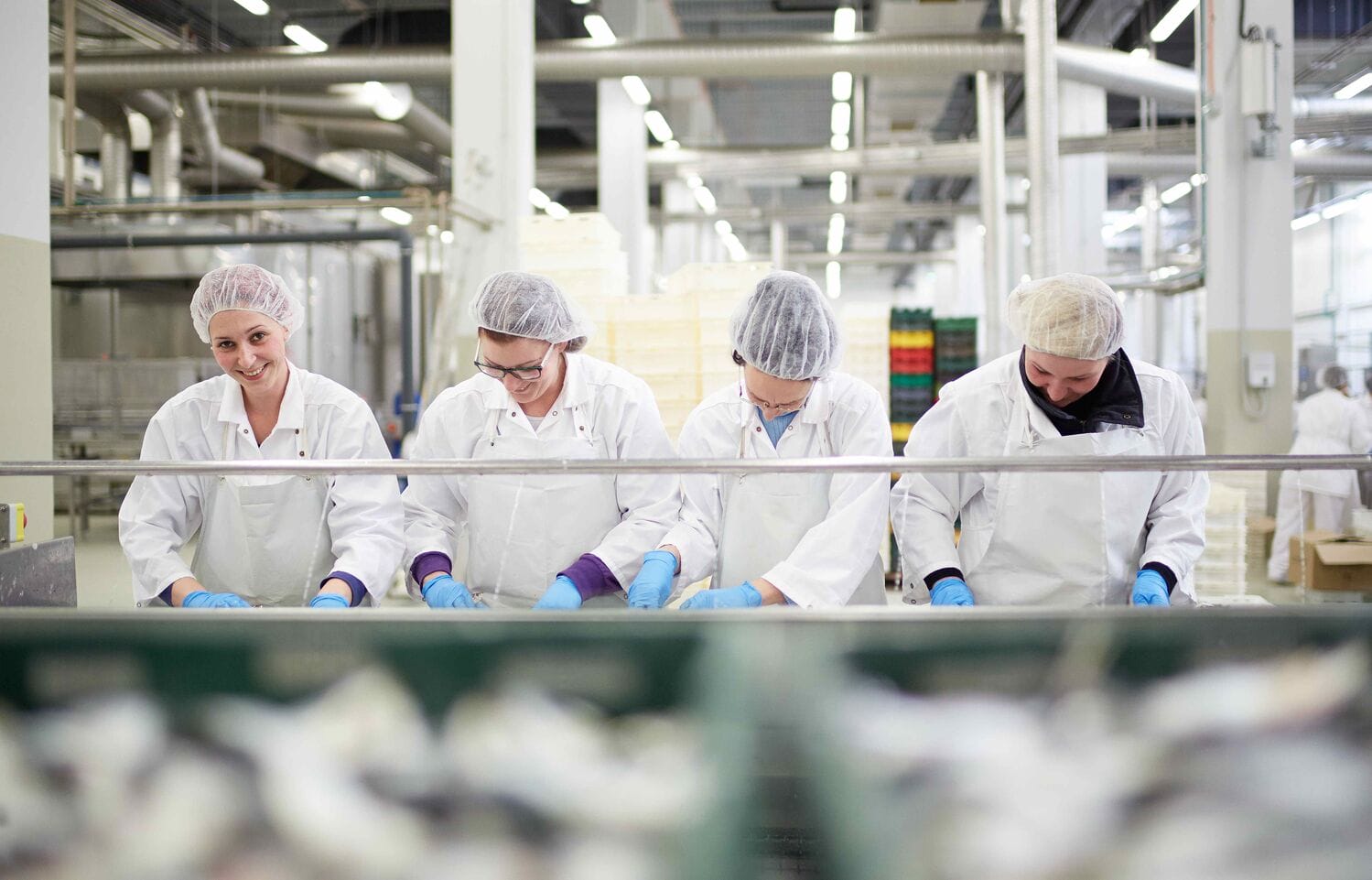 上海食品用工作服如何选择?专业租赁方案助您高效合规插图1 上海食品用工作服如何选择?专业租赁方案助您高效合规插图1